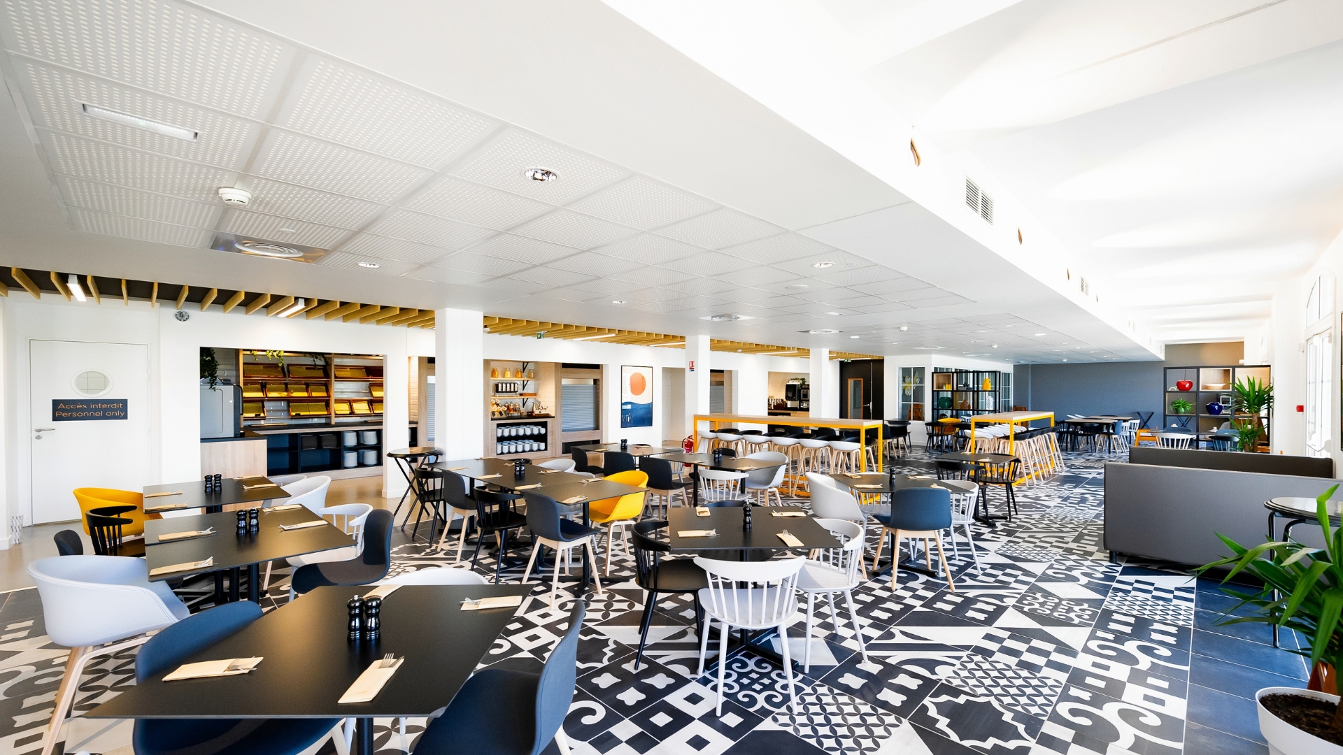 StayCity Aparthotel